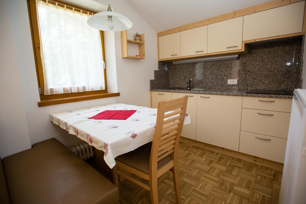 Appartamenti Genziana La Villa  Phòng bức ảnh