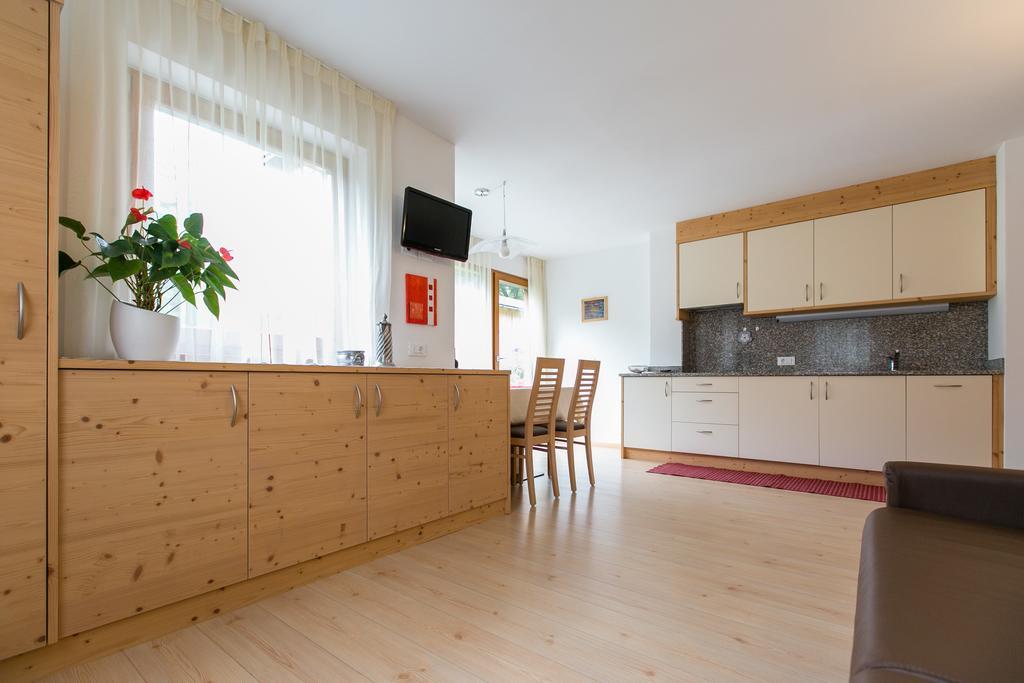 Appartamenti Genziana La Villa  Phòng bức ảnh