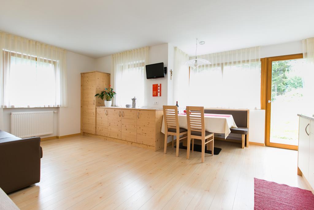 Appartamenti Genziana La Villa  Phòng bức ảnh