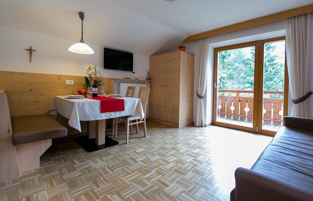Appartamenti Genziana La Villa  Phòng bức ảnh