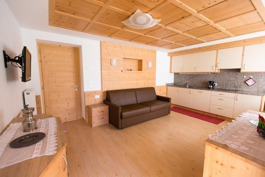 Appartamenti Genziana La Villa  Phòng bức ảnh